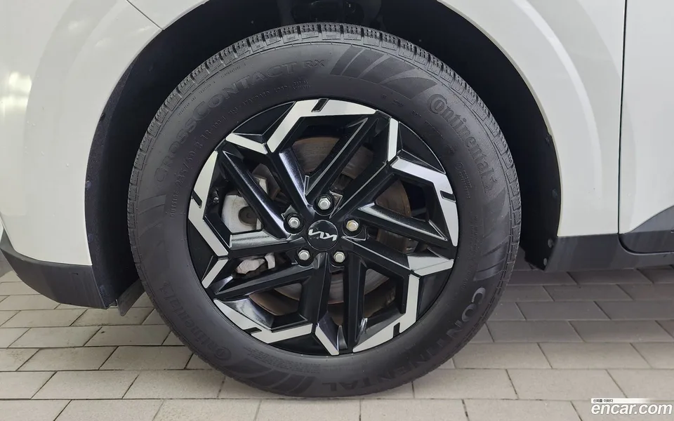 Kia Carnival 9 2024 — thumbnail 2
