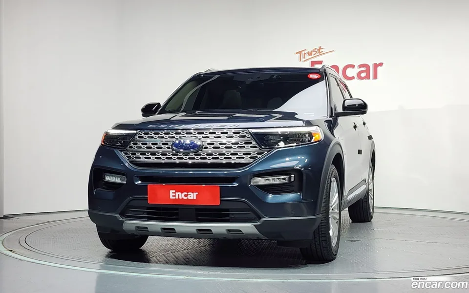 Ford Explorer 2.3 4WD 2023 — миниатюра 3