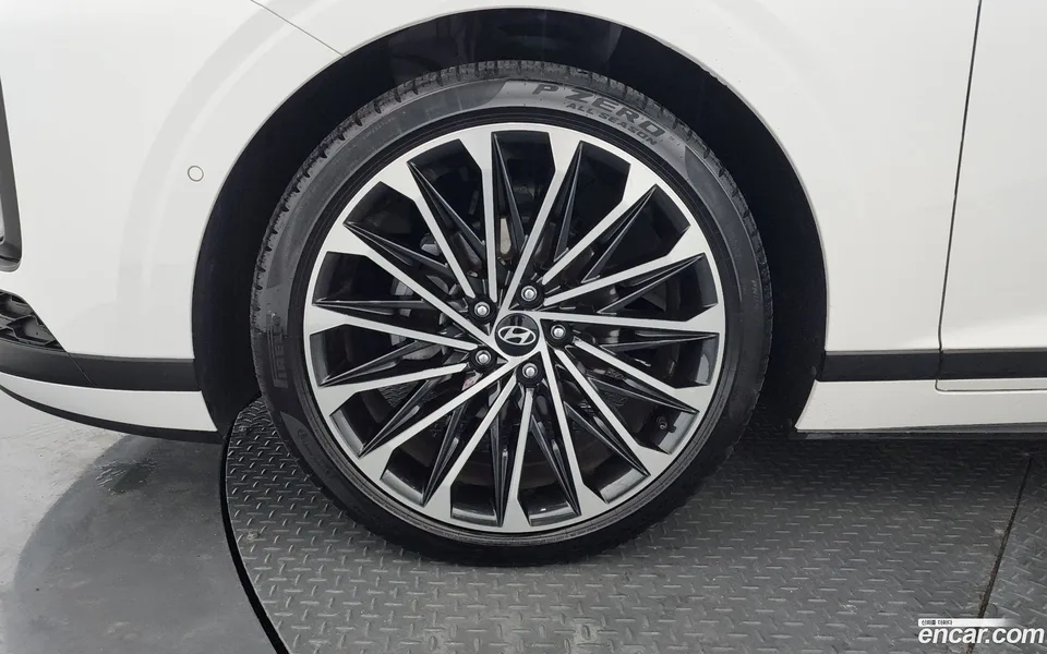 Hyundai Grandeur Hybrid 2024 — thumbnail 2