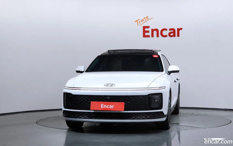 Hyundai Grandeur Hybrid 2024 — thumbnail 3
