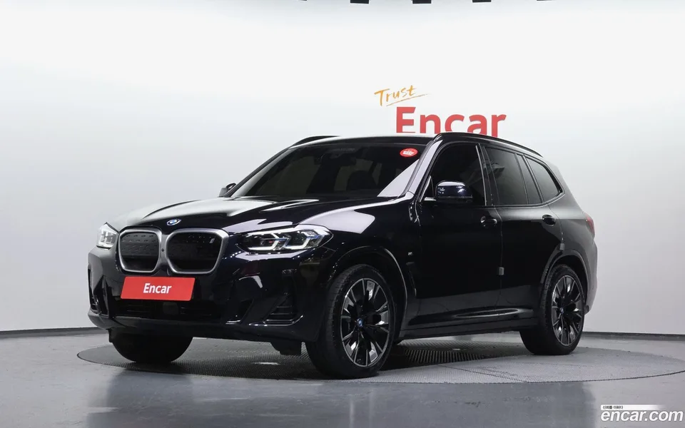 BMW iX3 M 2025 — photo 1, buy with delivery to Moscow