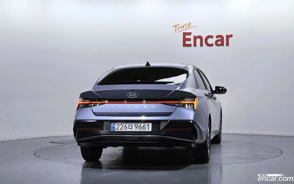 Hyundai Avante CN7 1.6 2023 — thumbnail 4