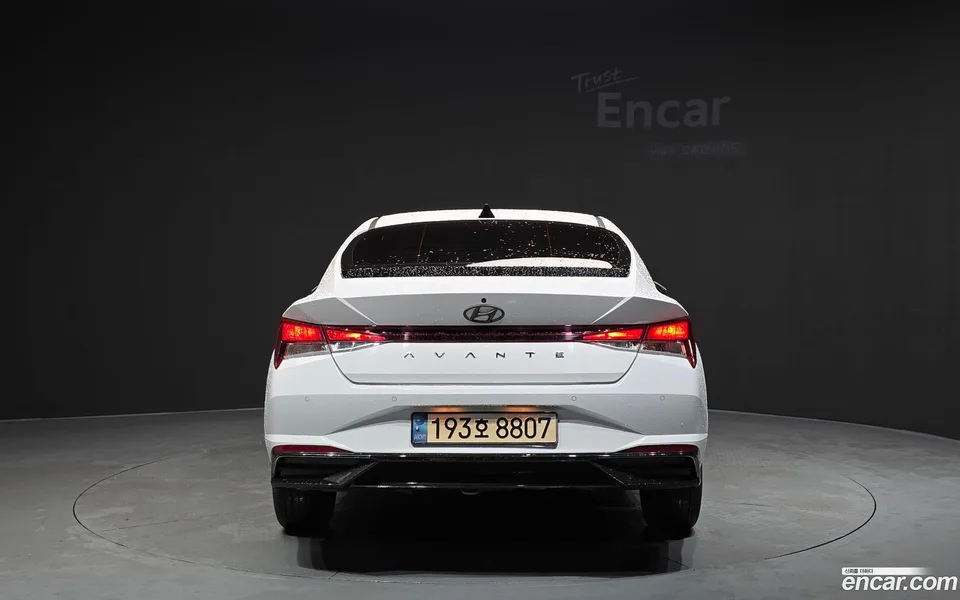 Hyundai Avante 1.6 2023 — thumbnail 4