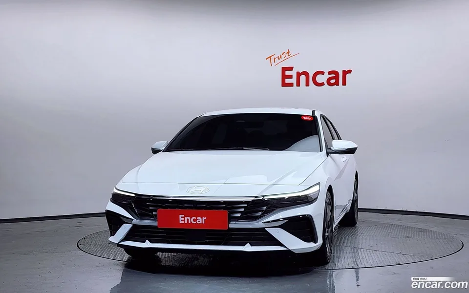 Hyundai Avante CN7 1.6 2025 — thumbnail 3