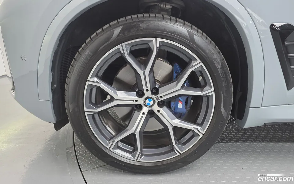 BMW X5 xDrive 40i M 2026 — thumbnail 2