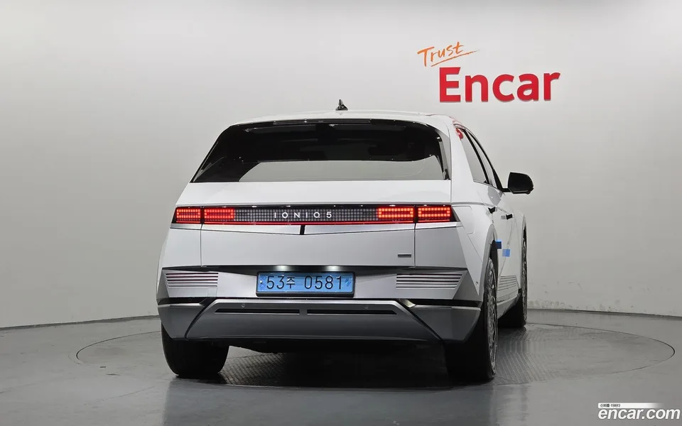 Hyundai Ioniq 5 AWD 2024 — thumbnail 4