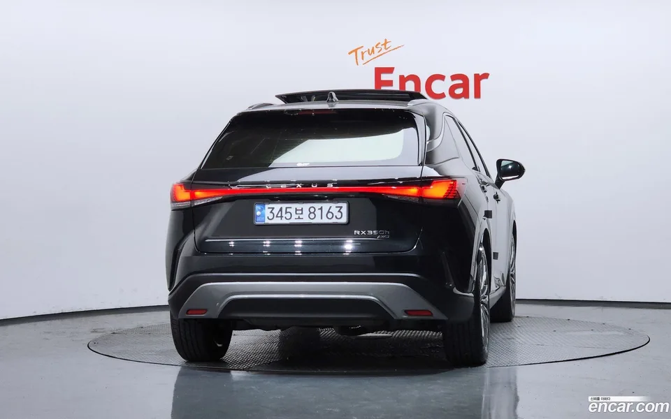 Lexus RX 350h 2023 — thumbnail 4