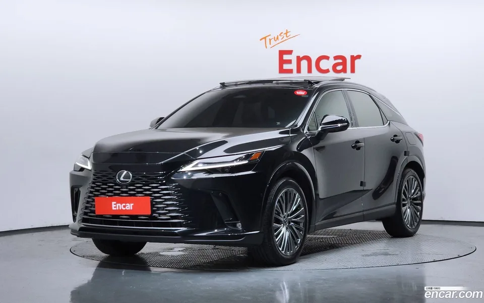 Lexus RX 350h 2023 — photo 1, buy with delivery to Moscow