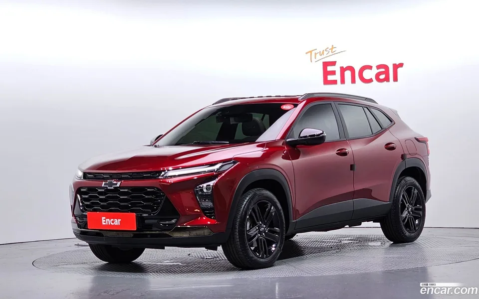 Chevrolet Trax Crossover 1.2 ACTIV 2023 — photo 1, buy with delivery to Moscow