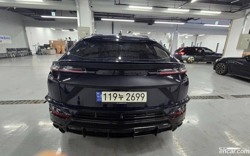 Lamborghini Urus 4.0 V8 S 2023 — миниатюра 3