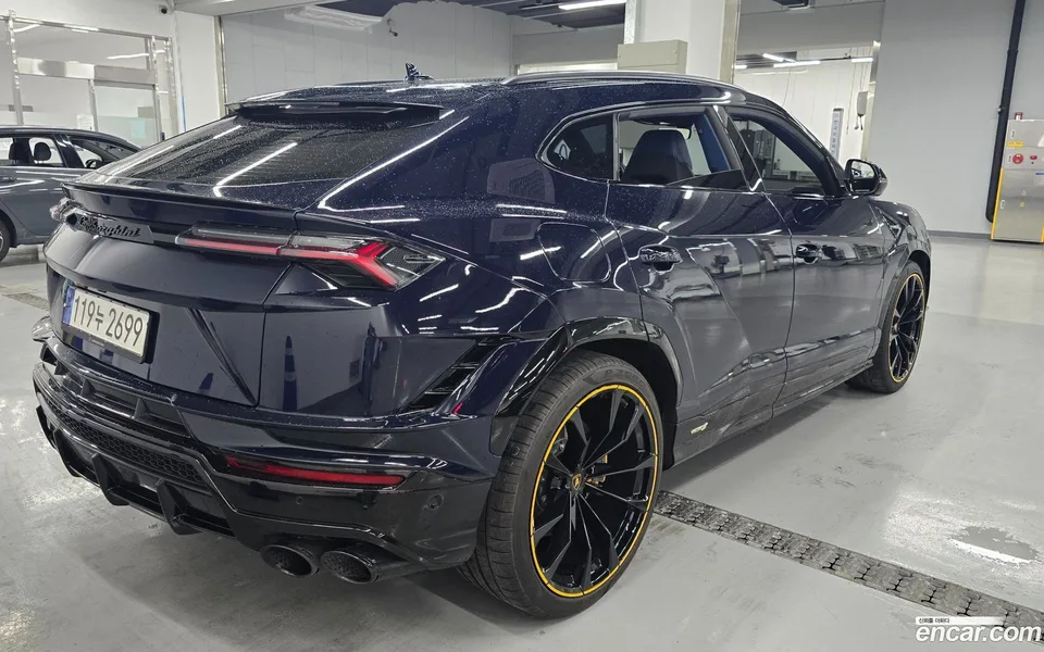 Lamborghini Urus 4.0 V8 S 2023 — миниатюра 4