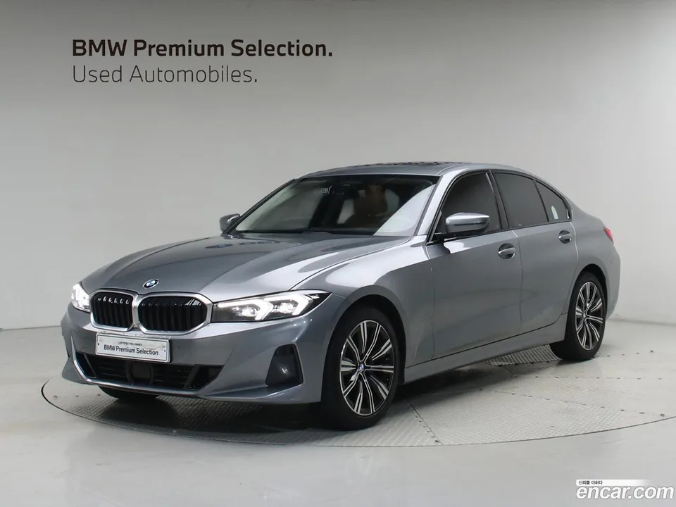 BMW 3 Series 320i 2025 — photo 1, buy with delivery to Moscow