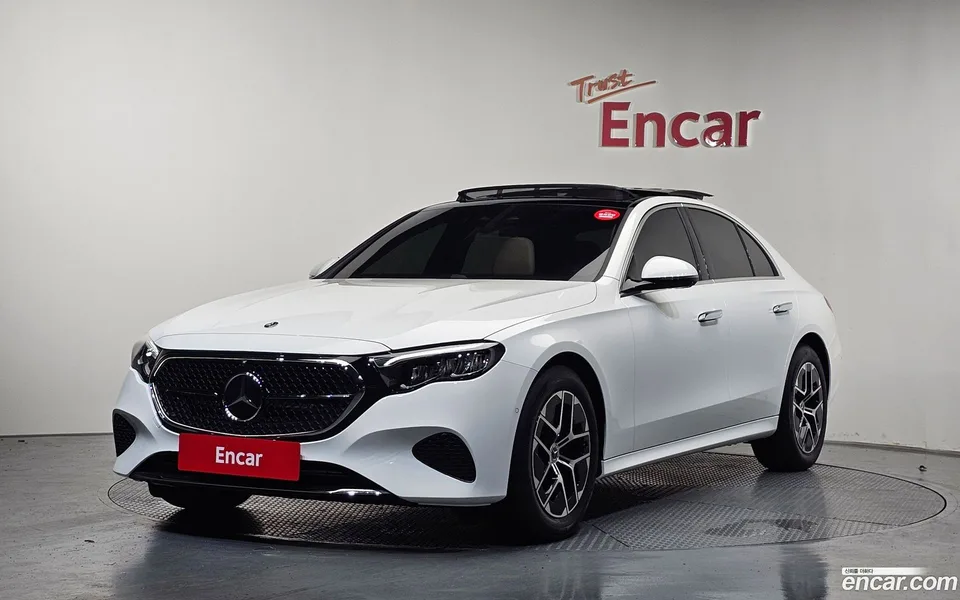 Mercedes-Benz E-Class E200 2026 — photo 1, buy with delivery to Moscow