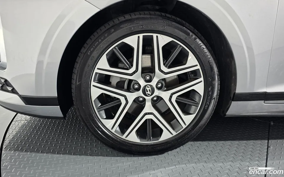 Hyundai Grandeur 2.5 2WD 2023 — thumbnail 2