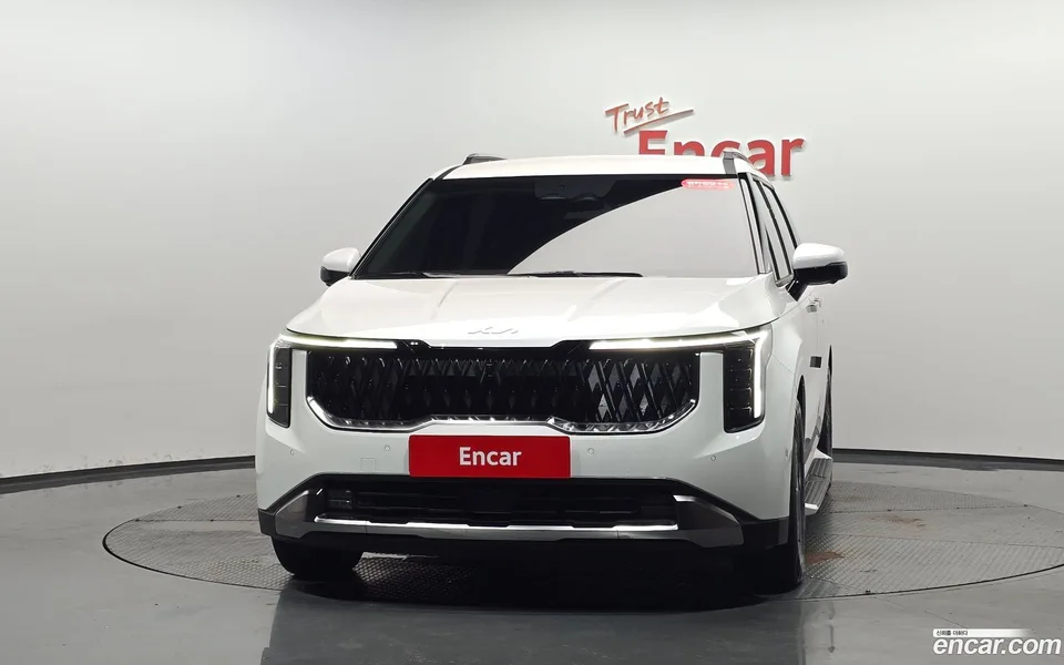 Kia Carnival 7 2025 — thumbnail 3