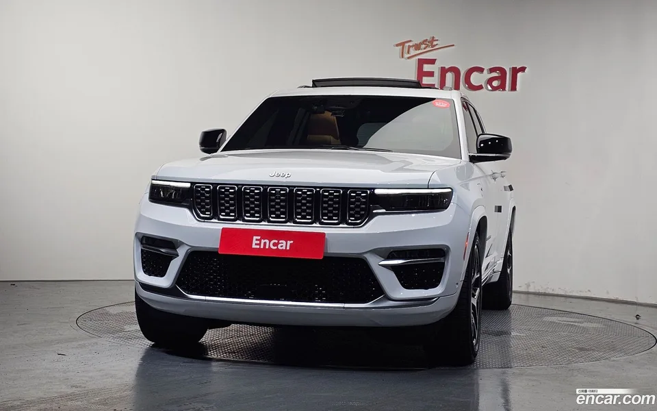Jeep Grand Cherokee 4xe 2023 — thumbnail 3
