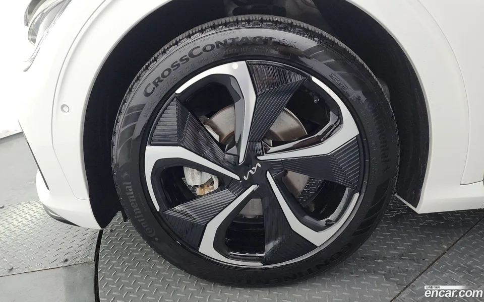 Kia EV6 2022 — thumbnail 2