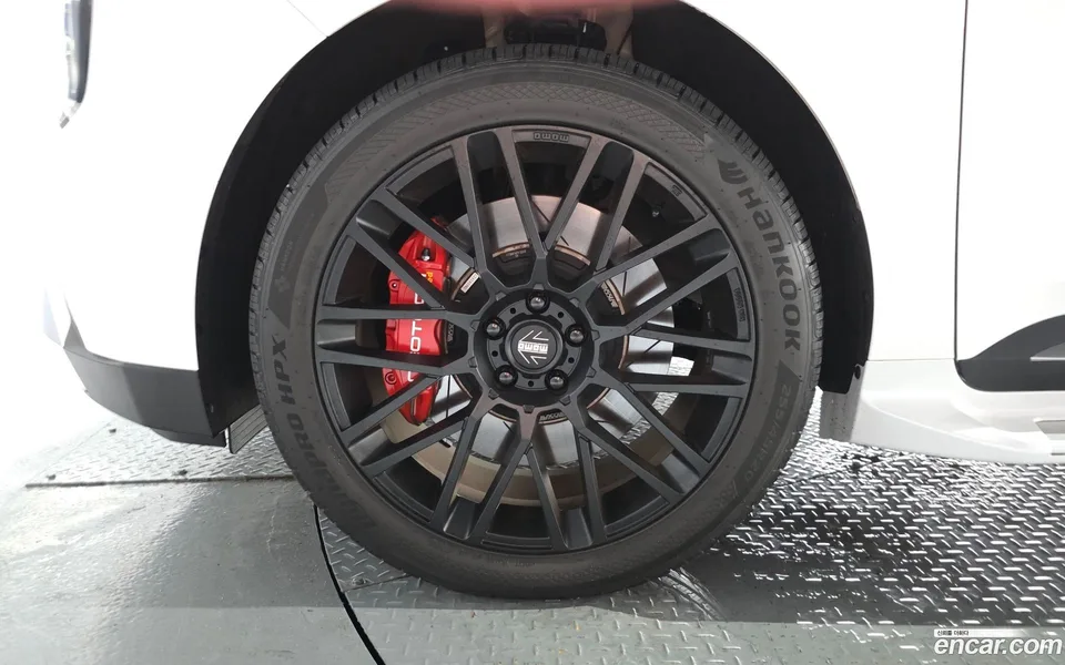 Kia Carnival HEV 9 2023 — thumbnail 5