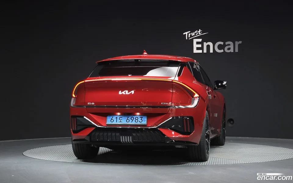 Kia EV6 GT 4WD 2025 — thumbnail 4
