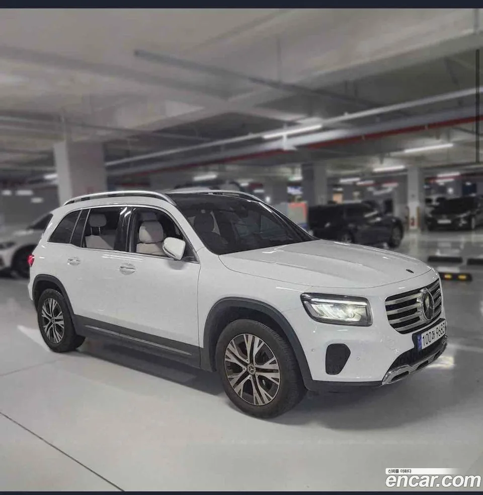 Mercedes-Benz GLB-Class GLB200 d 2024 — thumbnail 2