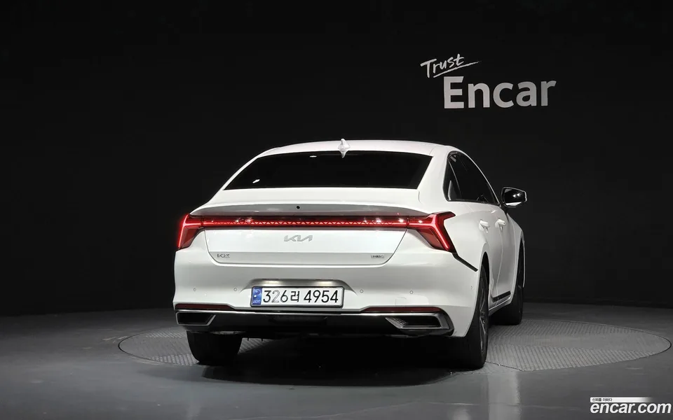 Kia K8 Hybrid 2023 — thumbnail 4