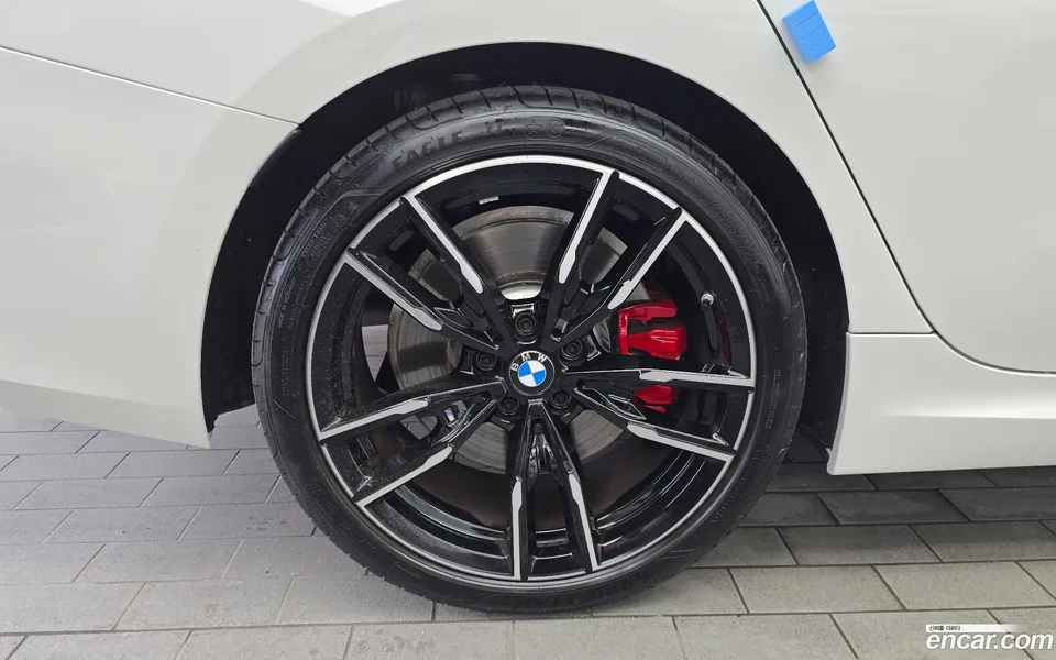 BMW 3 Series M340i xDrive 2025 — thumbnail 2