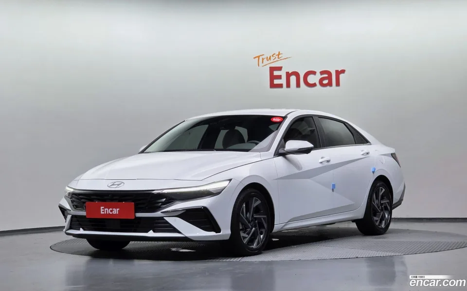 Hyundai Avante CN7 Hybrid 2024 — photo 1, buy with delivery to Moscow