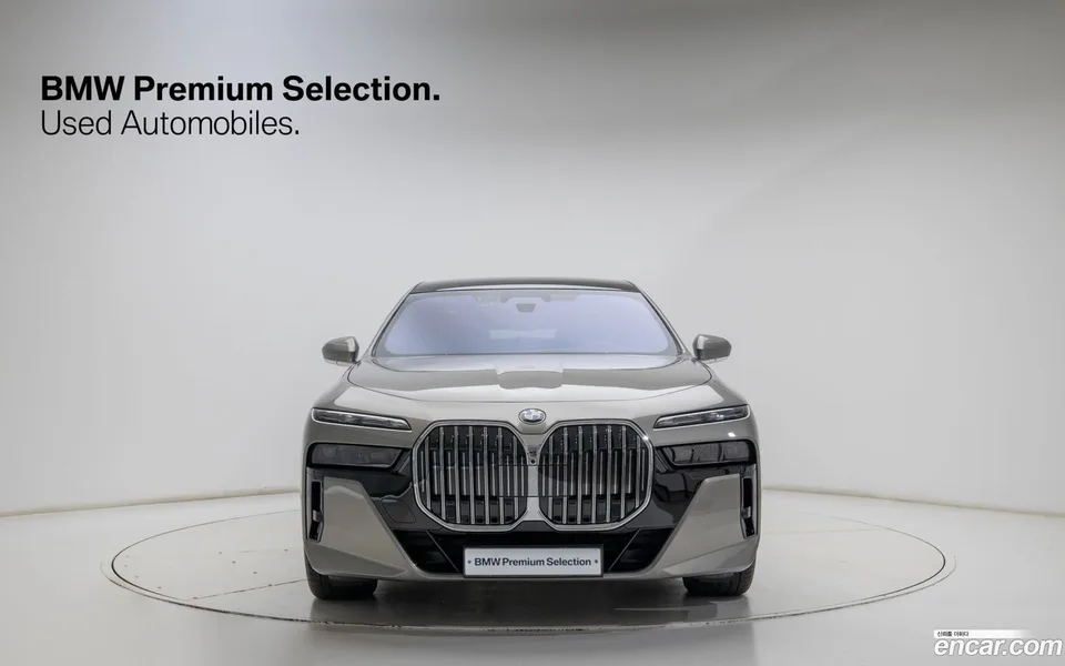 BMW 7 Series 740i xDrive M 2026 — thumbnail 3