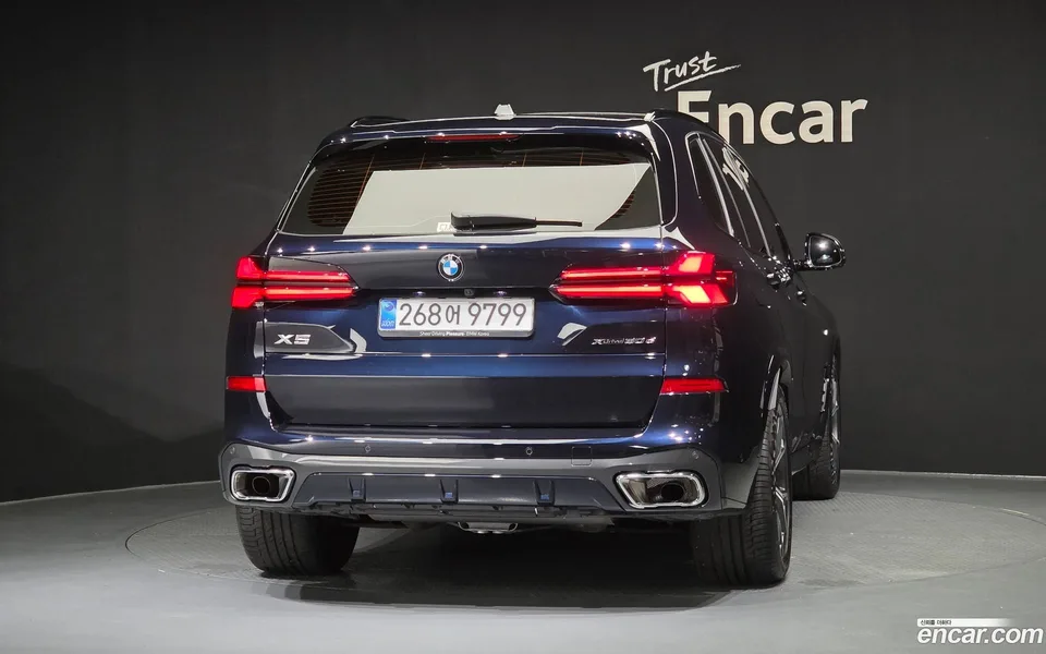 BMW X5 xDrive 30d M 2025 — thumbnail 4