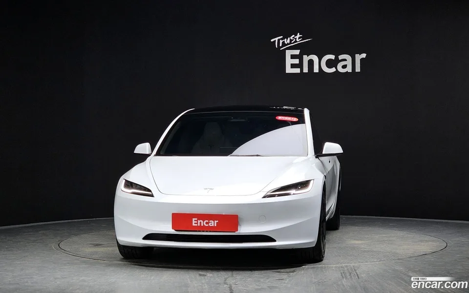 Tesla Model 3 RWD 2024 — thumbnail 3