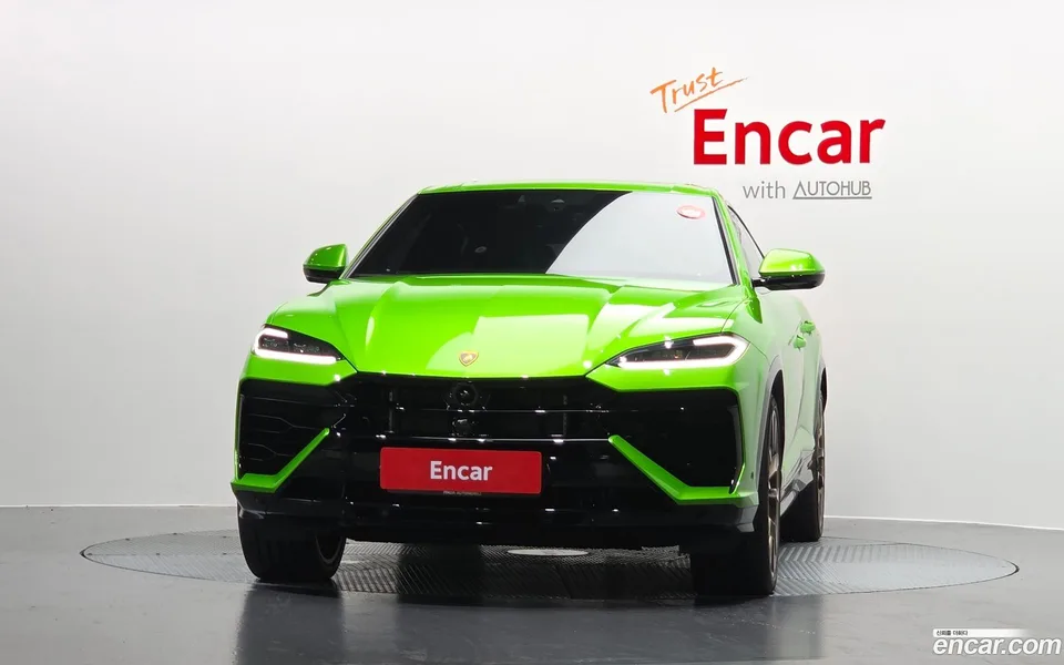 Lamborghini Urus 4.0 V8 SE 2025 — thumbnail 3