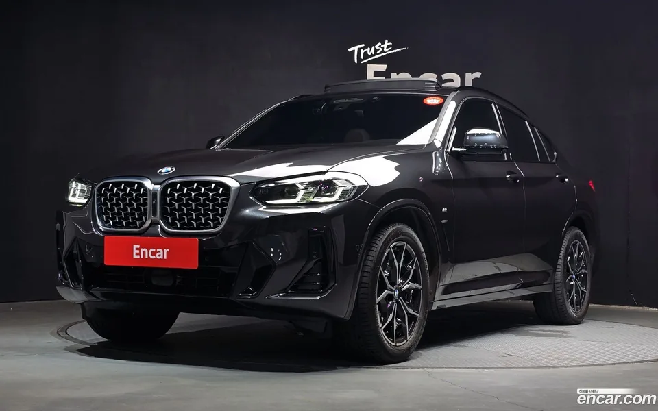BMW X4 xDrive20i M 2024 — photo 1, buy with delivery to Moscow