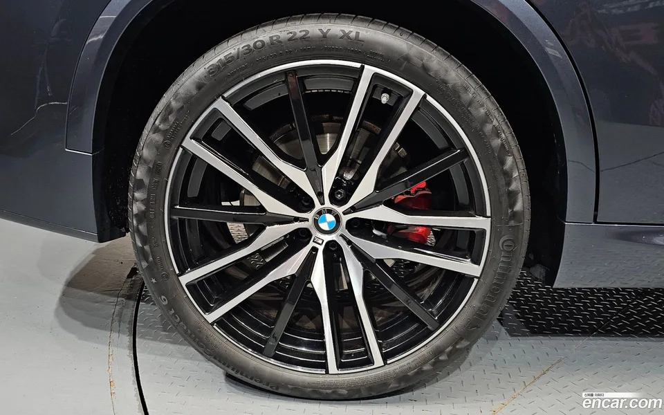 BMW X5 M50i 2022 — thumbnail 5