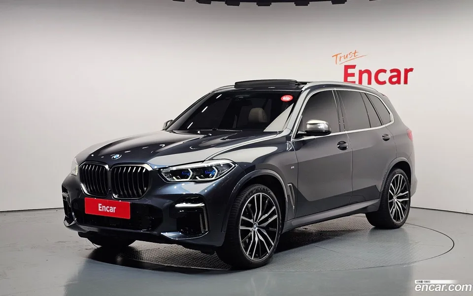 BMW X5 M50i 2022 — photo 1, buy with delivery to Moscow