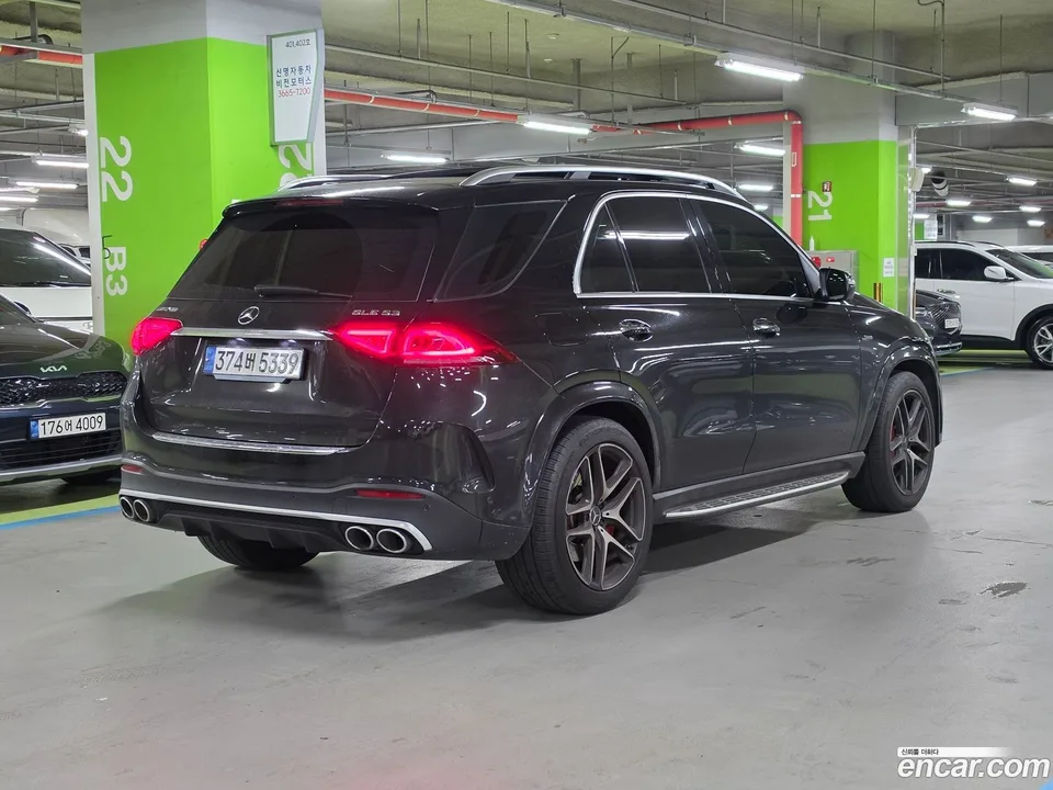 Mercedes-Benz GLE-Class AMG GLE53 4MATIC+ 2023 — thumbnail 4