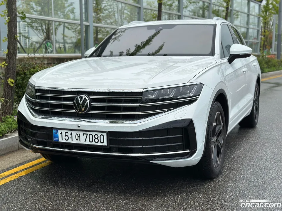 Volkswagen Touareg 3.0 TDI 2026 — photo 1, buy with delivery to Moscow