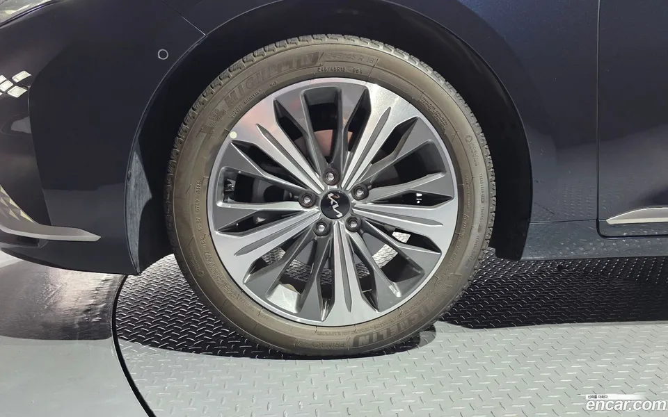 Kia K8 Hybrid 2024 — thumbnail 5