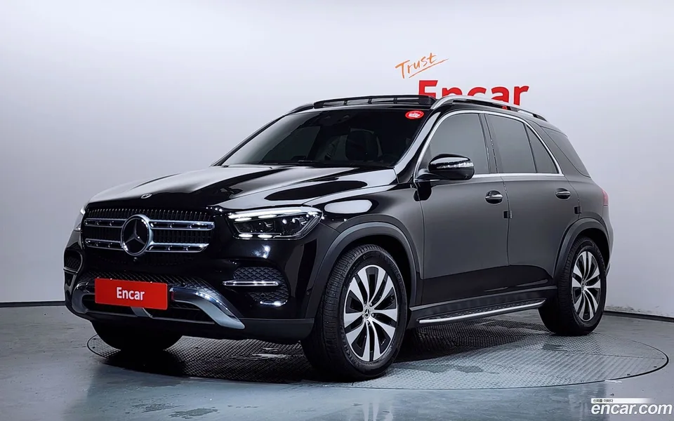 Mercedes-Benz GLE-Class GLE300d 4MATIC 2024 — photo 1, buy with delivery to Moscow