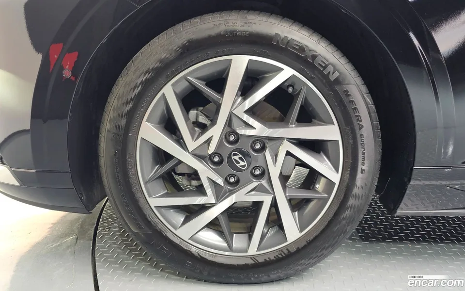 Hyundai Grandeur Hybrid 2024 — thumbnail 2