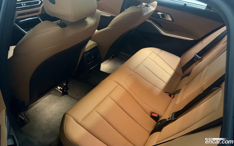 BMW 3 Series 320d M 2024 — миниатюра 4
