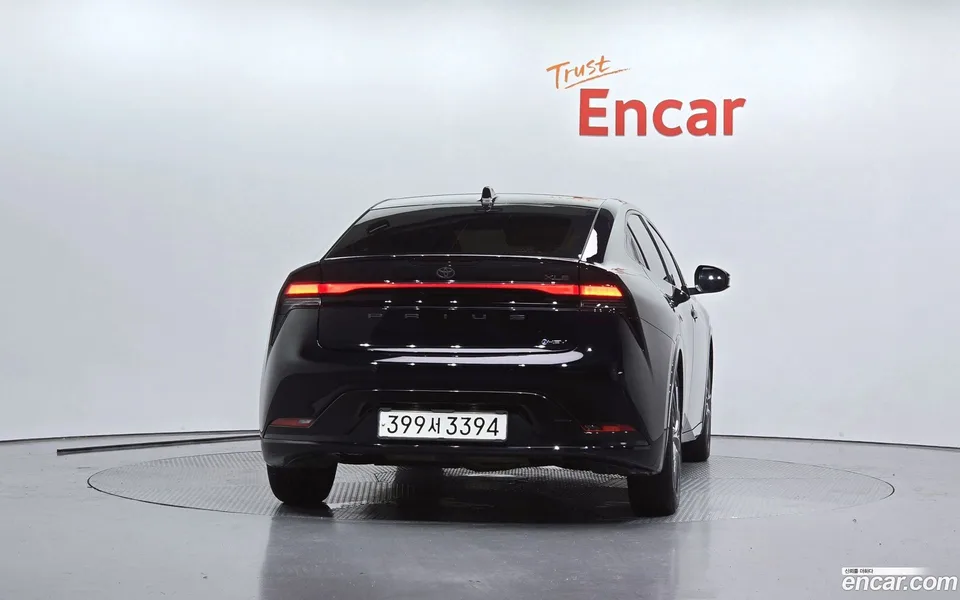 Toyota Prius 2.0 XLE 2024 — thumbnail 4