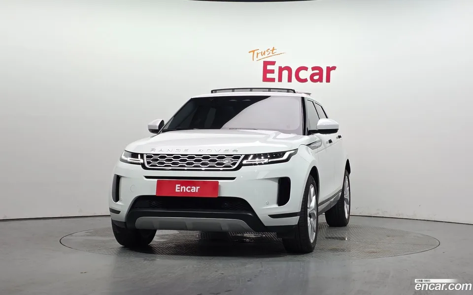 Land Rover Range Rover Evoque P250 SE 2022 — thumbnail 3