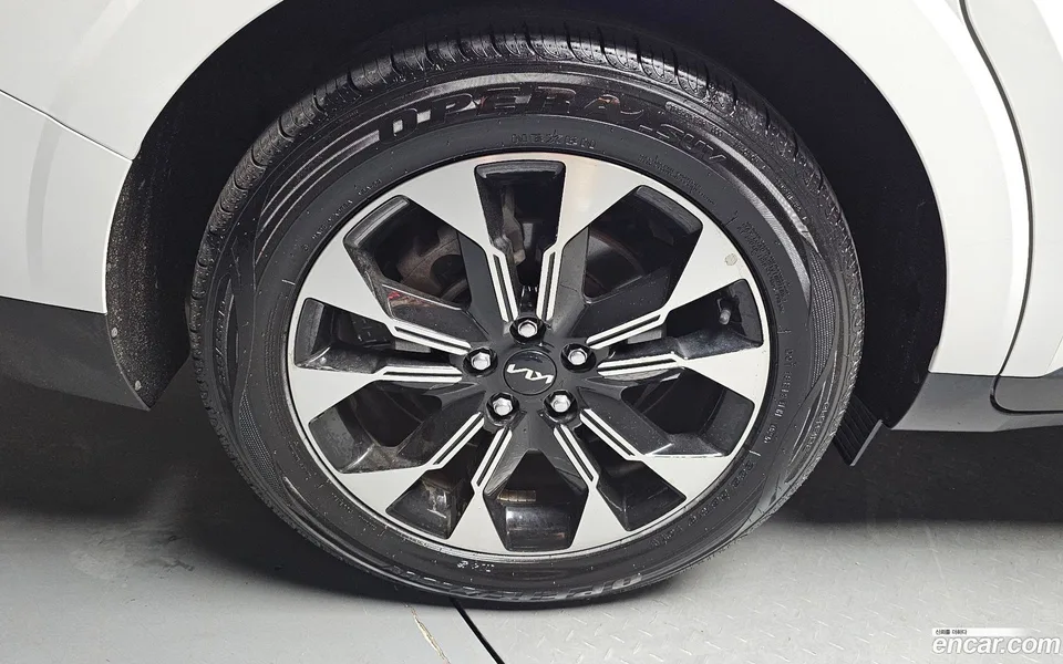 Kia Carnival 9 2022 — thumbnail 2
