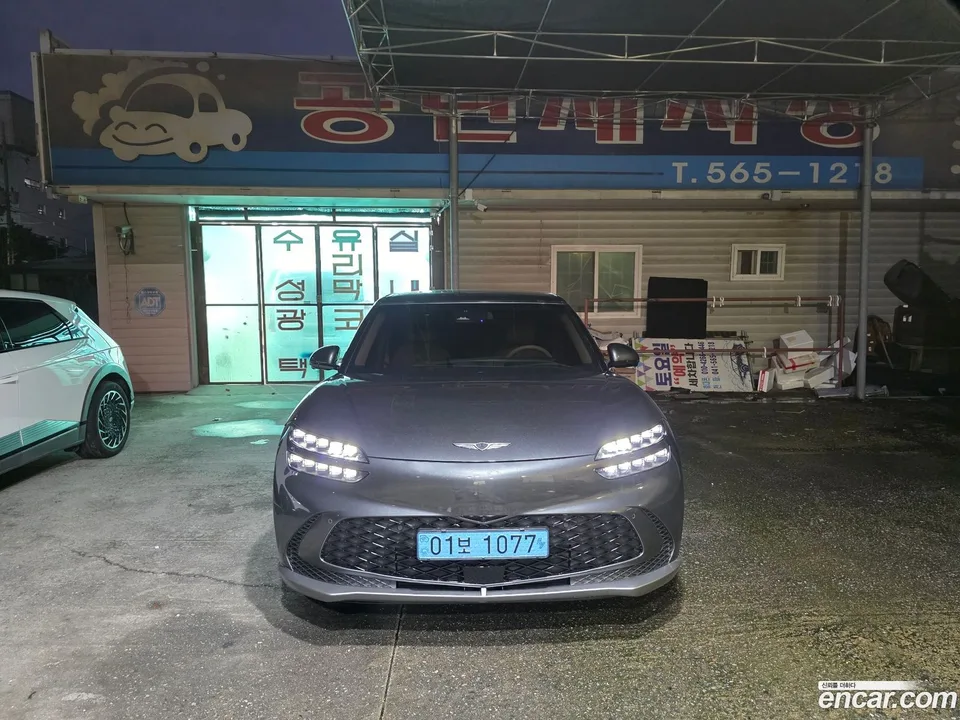 Genesis GV60 2023 — photo 1, buy with delivery to Moscow