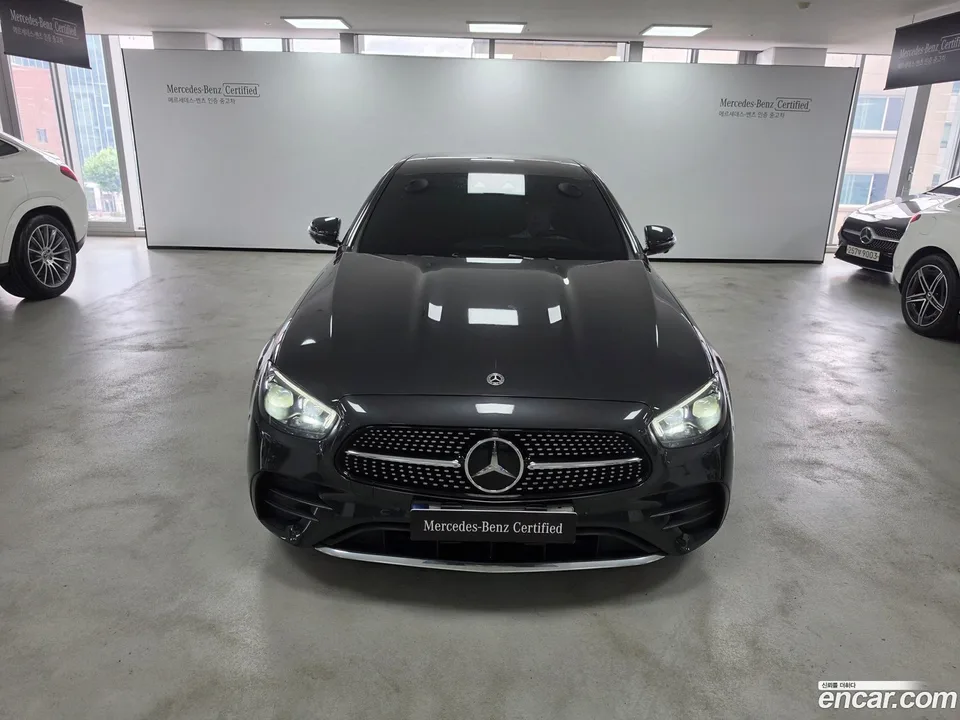 Mercedes-Benz E-Class E250 AMG Line 2022 — thumbnail 3