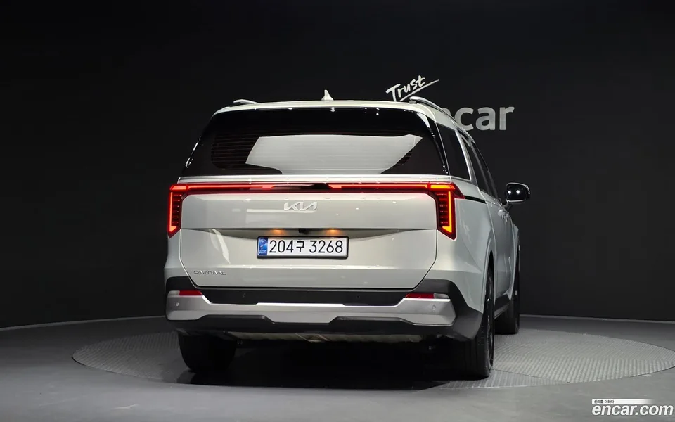 Kia Carnival 9 2024 — thumbnail 4