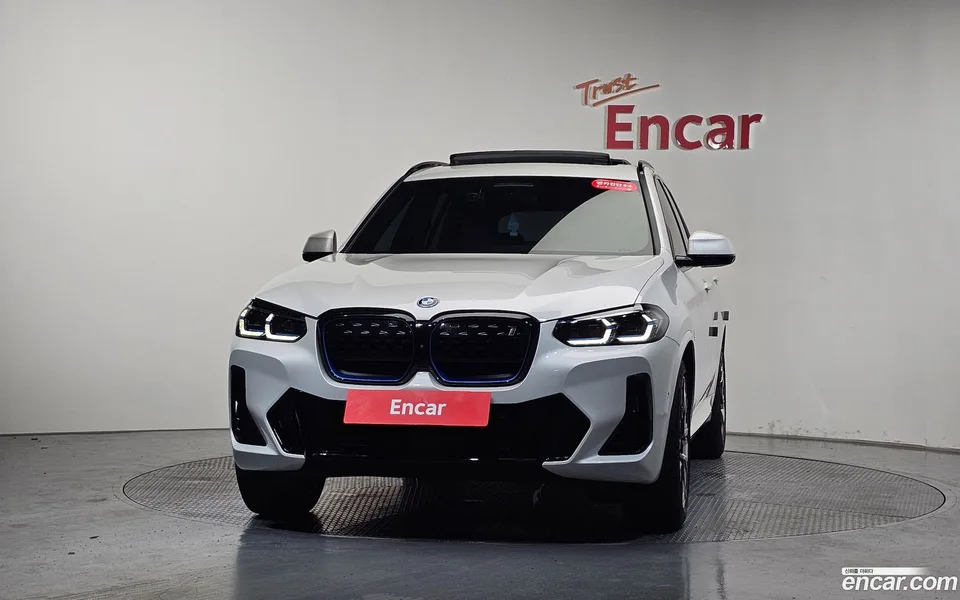 BMW iX3 M 2024 — thumbnail 3