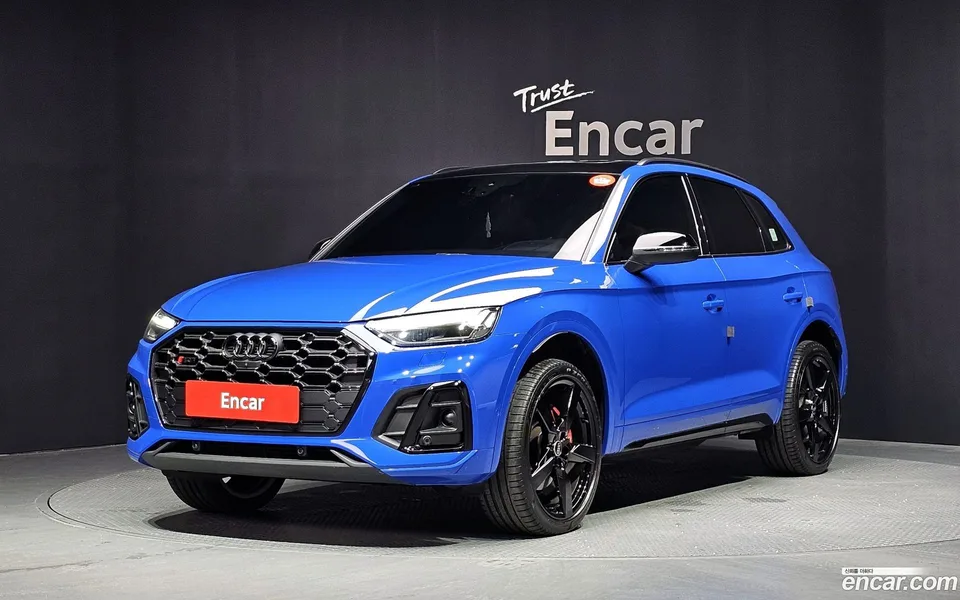 Audi SQ5 3.0 TFSI 2023 — photo 1, buy with delivery to Moscow