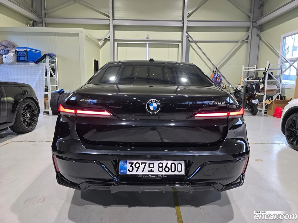 BMW 7 Series 740d xDrive M 2025 — thumbnail 4