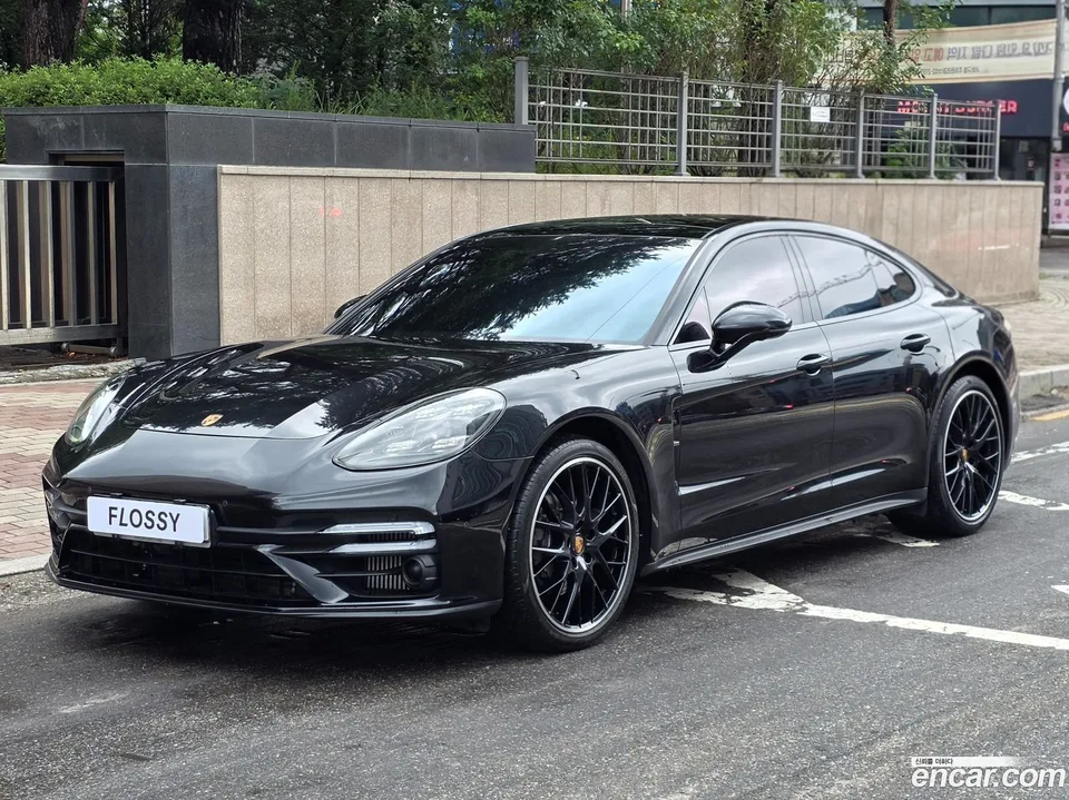 Porsche Panamera (971) 2.9 AWD 2022 — фото 1, купить с доставкой в Москву